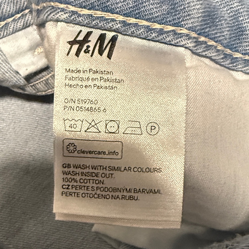 H&M Light Blue Denim Mini Skirt - Picture 3 of 4